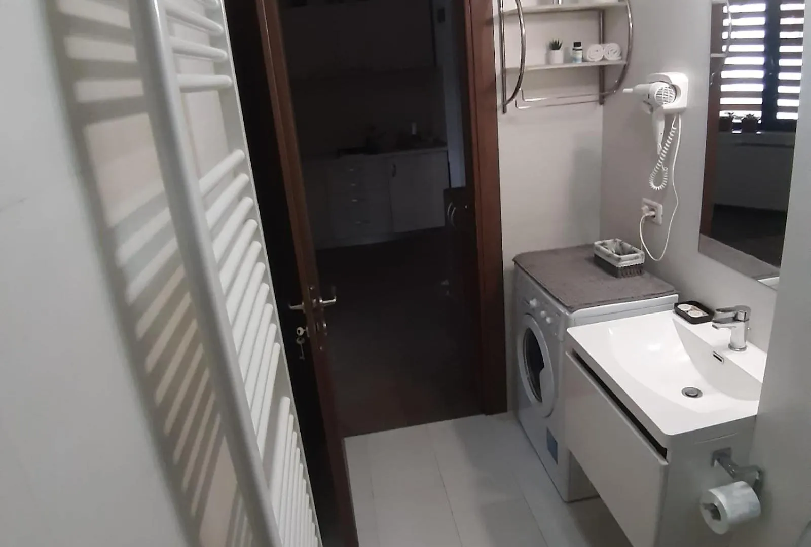 Casa Sara Apartment Bucureşti 0*,